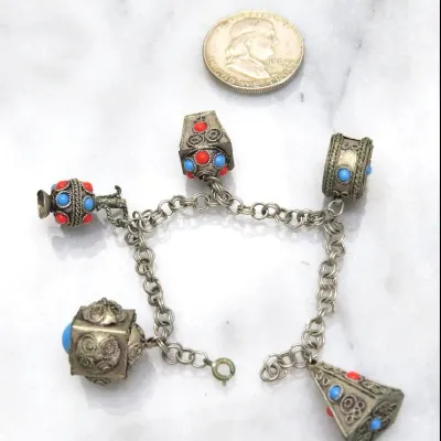 Sale Photo Thumbnail #246