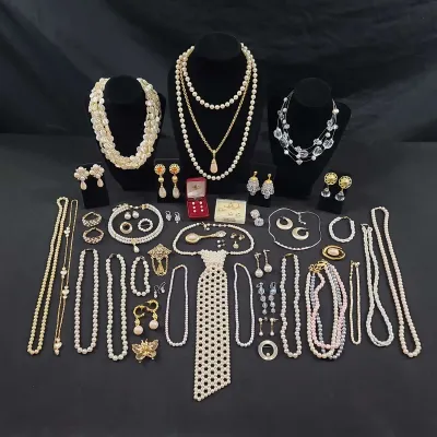 Pearl Themed Jewelry 