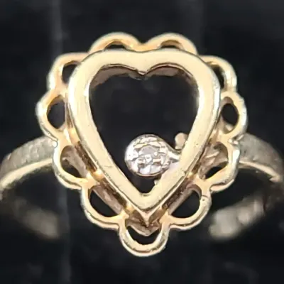 10K Gold Diamond Heart Ring