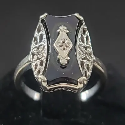 10K Gold Black Stone & Diamond Ring