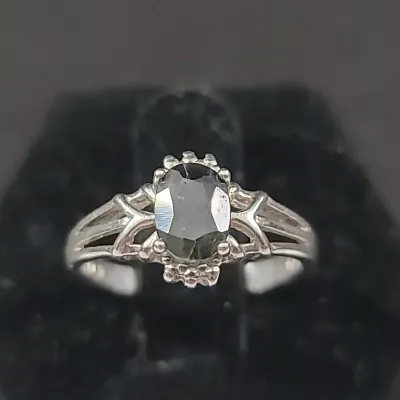 Sterling Gemstone Ring Size 6