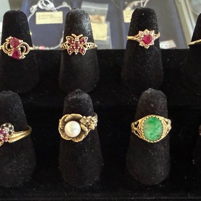 Sale Photo Thumbnail #8: Assorted Gold rings