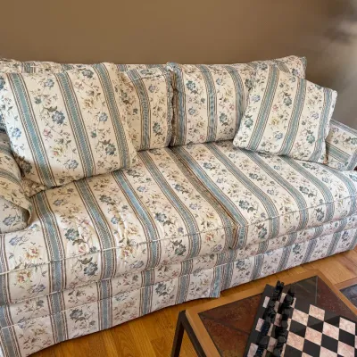 Sale Photo Thumbnail #121