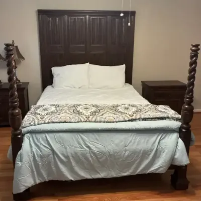 Ethan Allen Full-Size Four-Poster Bed with Mattress & Bedding