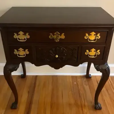 Council Craftsmen Queen Anne Accent Table