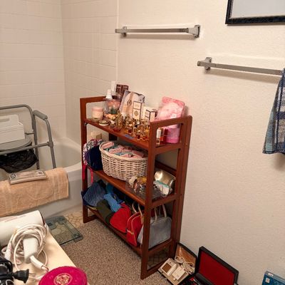 Sale Photo Thumbnail #75