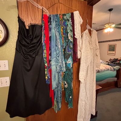 Sale Photo Thumbnail #157