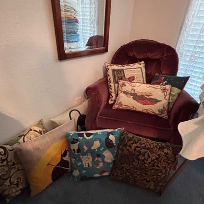 Sale Photo Thumbnail #153