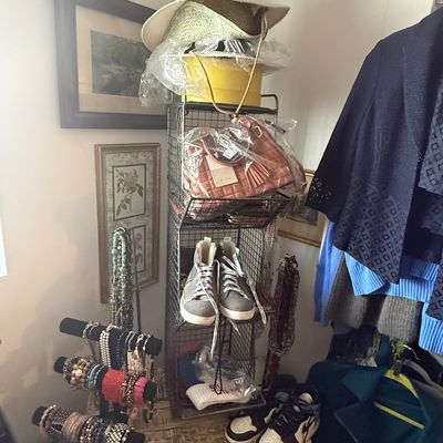 Sale Photo Thumbnail #152