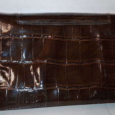 Sale Photo Thumbnail #151: Vintage Fendi Croc-Embossed Patent Leather Shoulder Bag