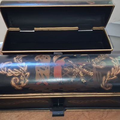 Sale Photo Thumbnail #473: Vintage Chinoiserie Toleware Document Box with Bird Motif