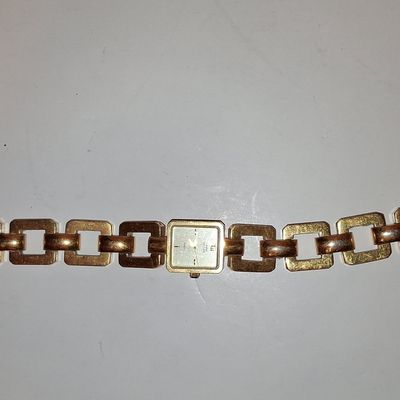 Sale Photo Thumbnail #986: Anne Klein Quartz Bracelet Watch