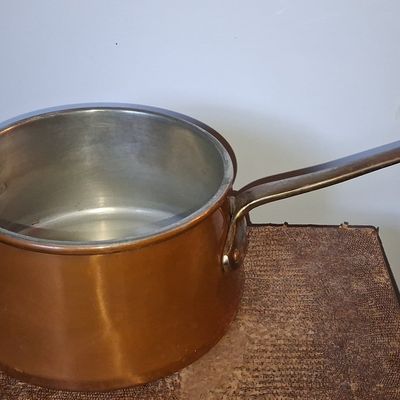Sale Photo Thumbnail #432: Vintage Copper Saucepan with Brass Handle, Made in Portugal
