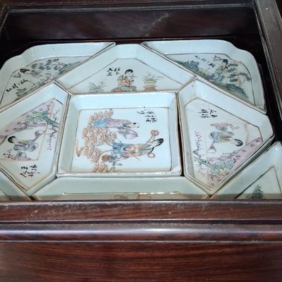 Sale Photo Thumbnail #97: Chinese Famille Rose Porcelain Sweetmeat Set with Wooden Box