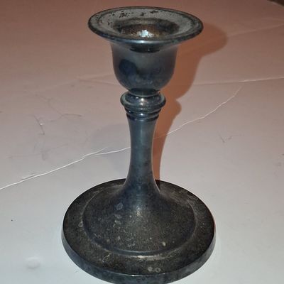 Sale Photo Thumbnail #993: Oneida Silversmiths Paul Revere Reproduction Candlestick