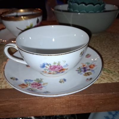 Sale Photo Thumbnail #976: Felda China Germany Floral Teacup and Saucer