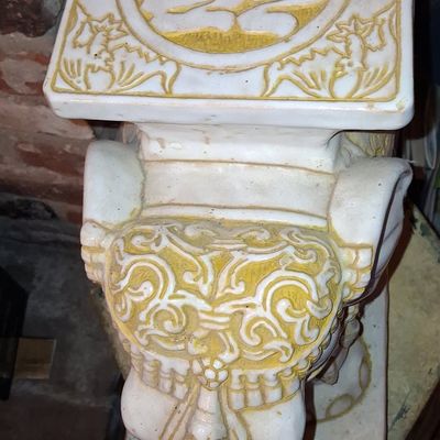 Sale Photo Thumbnail #342: Hollywood Regency Glazed Ceramic Elephant Garden Stool