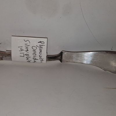 Sale Photo Thumbnail #1030: Oneida Plymouth Silverplate Master Butter Knife