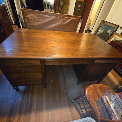 Sale Photo Thumbnail #169: Vintage Executive Pedestal Desk