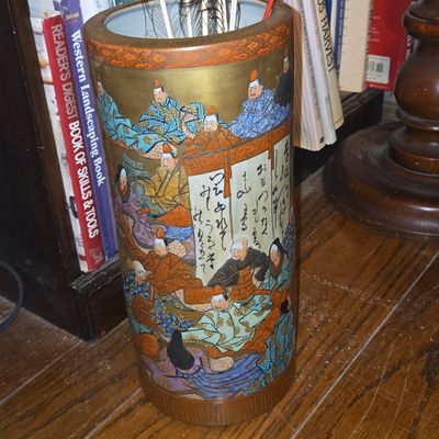Sale Photo Thumbnail #203: Japanese Satsuma-style Ceramic Umbrella Stand with Court Figures
