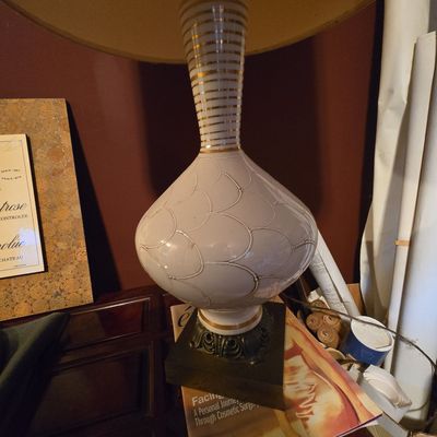 Sale Photo Thumbnail #267: Mid-Century Modern White Ceramic Table Lamp with Gold Pinstripes and Ornate Base