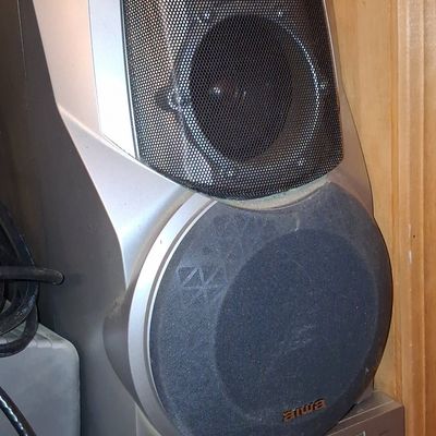 Sale Photo Thumbnail #609: Aiwa CX-NMA545 Mini Hi-Fi System