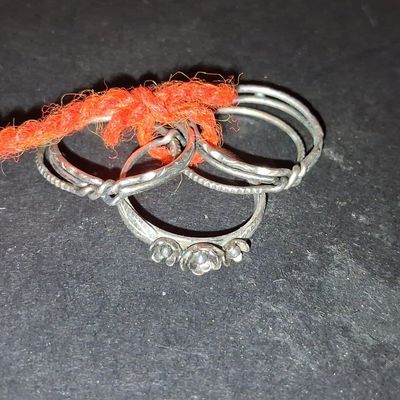 Sale Photo Thumbnail #288: Vintage Sterling Silver Stackable Rings with Floral Motifs