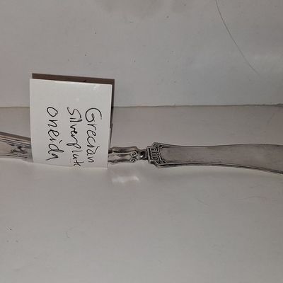 Sale Photo Thumbnail #983: Oneida Community Silverplate Grecian Pattern Fish Knife