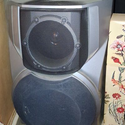 Sale Photo Thumbnail #608: Aiwa CX-NMA545 Mini Hi-Fi System