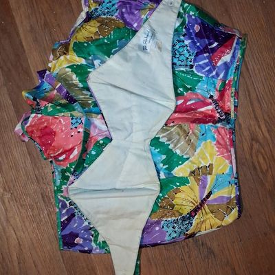 Sale Photo Thumbnail #659: Tori Richard Honolulu Vintage Butterfly Print Halter Top