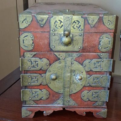 Sale Photo Thumbnail #231: Vintage Korean Bandaji Jewelry Chest
