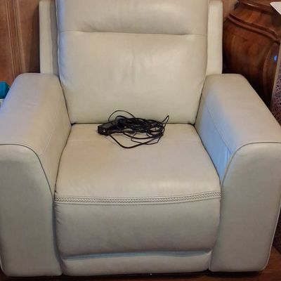Sale Photo Thumbnail #67: Macy's Ice Sidekick Power Recliner