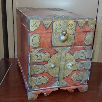 Sale Photo Thumbnail #232: Vintage Korean Bandaji Jewelry Chest