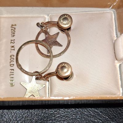 Sale Photo Thumbnail #889: Vintage 1/20th 12kt Gold Filled Star Screw-Back Earrings