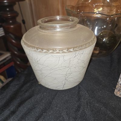Sale Photo Thumbnail #661: Vintage Art Deco "Spaghetti" Glass Light Shade