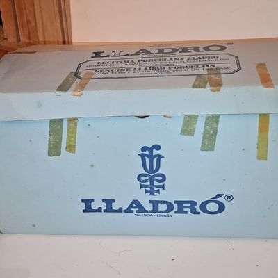 Sale Photo Thumbnail #303: Lladro 'Dutch Girl with Flowers' Figurine 1416