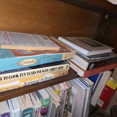 Sale Photo Thumbnail #629: Assorted Vintage Home Reference and Literature Collection