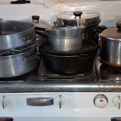Sale Photo Thumbnail #908: Vintage Revere Ware Copper Bottom Cookware Set
