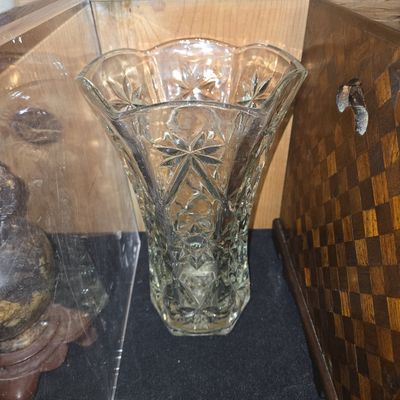 Sale Photo Thumbnail #937: Anchor Hocking "Star of David" Pressed Glass Vase