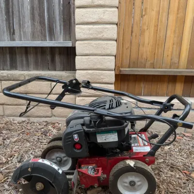 Craftsman Gas Lawnmower with Briggs Stratton 140cc Engine