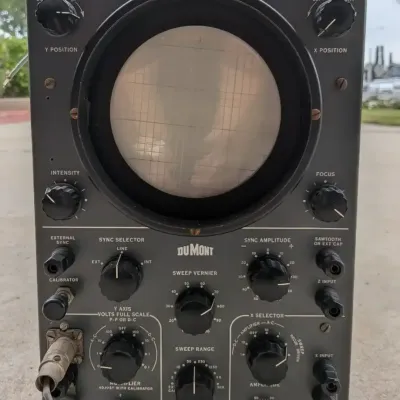 Antique Du Mont Type 304-A Cathode-Ray Oscillograph