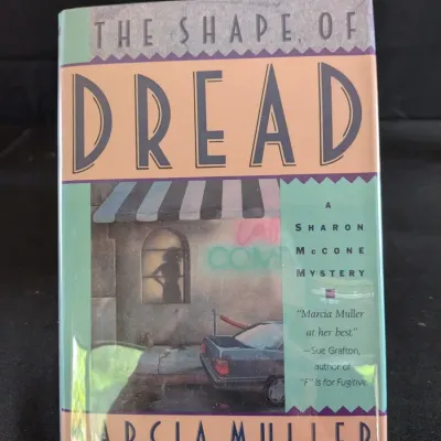 Marcia Muller The Shape of Dread - 1989 First Printing
