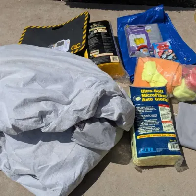Kirkland Microfiber Towels, Nitrile Gloves, AC Cover Lot