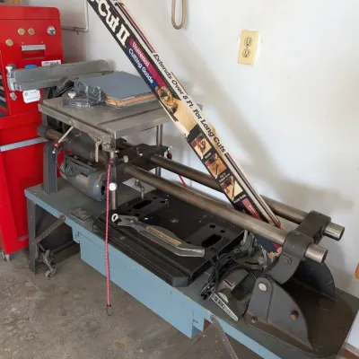 Shopsmith Model 10er - Woodworking Tool Apparatus with Rolling table
