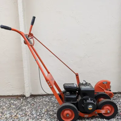 Vintage Montgomery Ward Gas Lawn Edger Model ZMY-161C