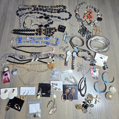 Sale Photo Thumbnail #215