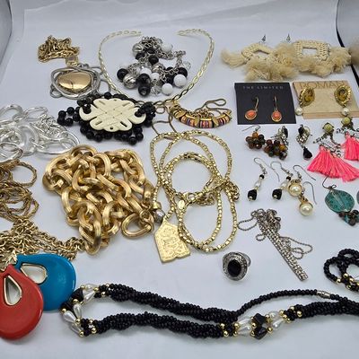 Sale Photo Thumbnail #214