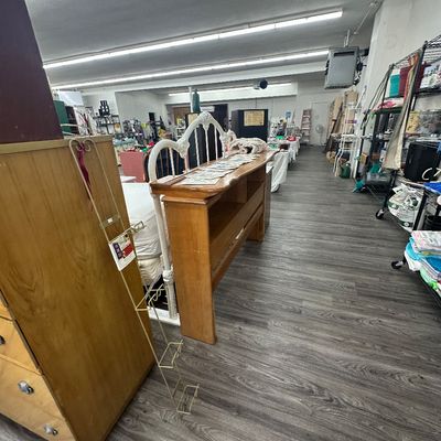 Sale Photo Thumbnail #147