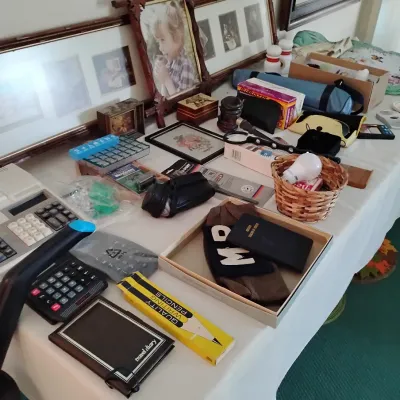 Estate sale photo
