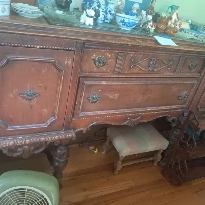 Estate sale photo
